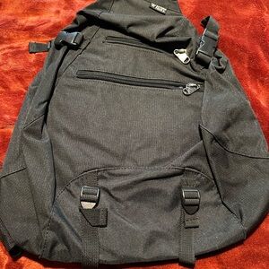 Western Pack Vintage Sling Backpack – Black Utility Crossbody (Y2K Era)